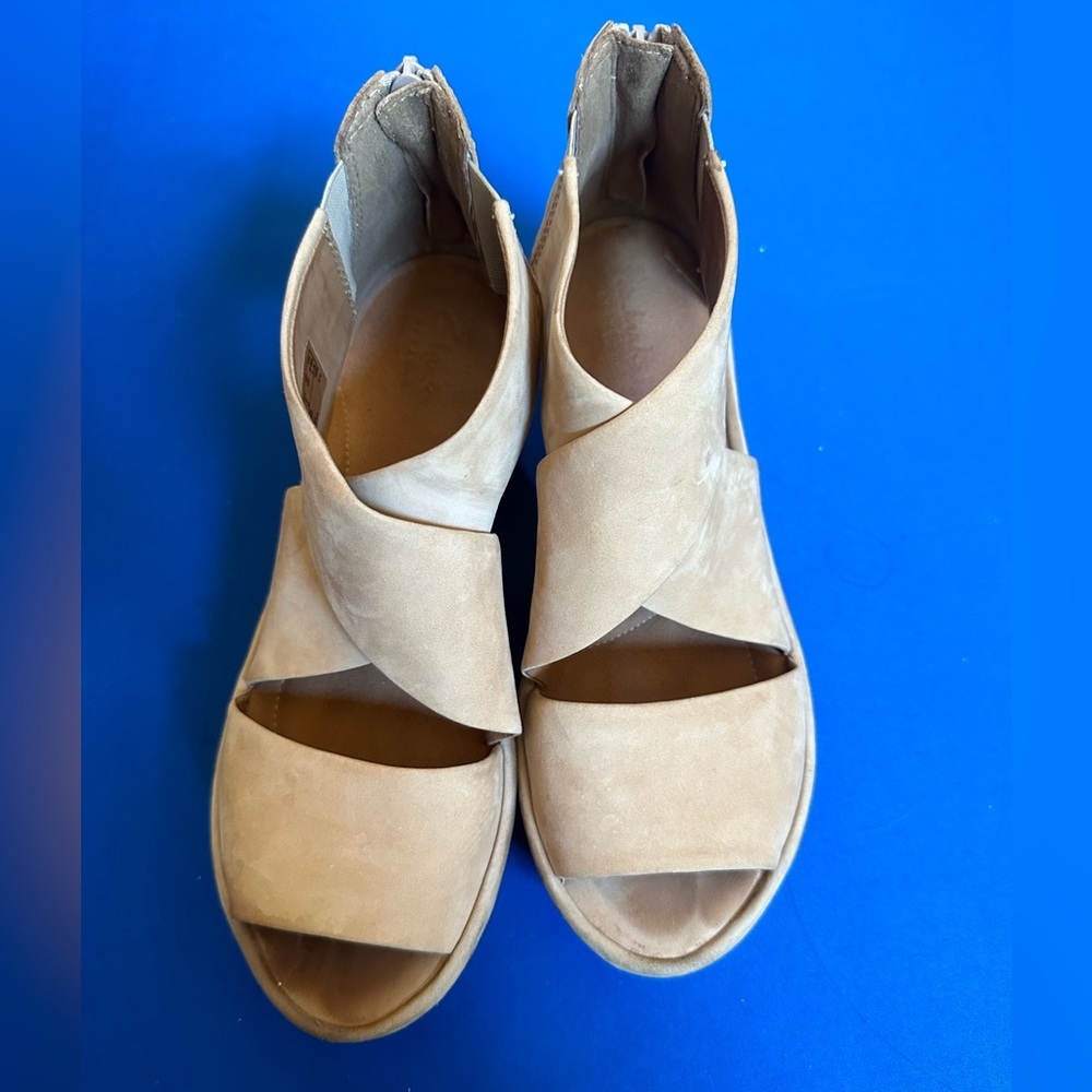 Clarks, Suede, wedge, sandals, zipped back, size 8 M